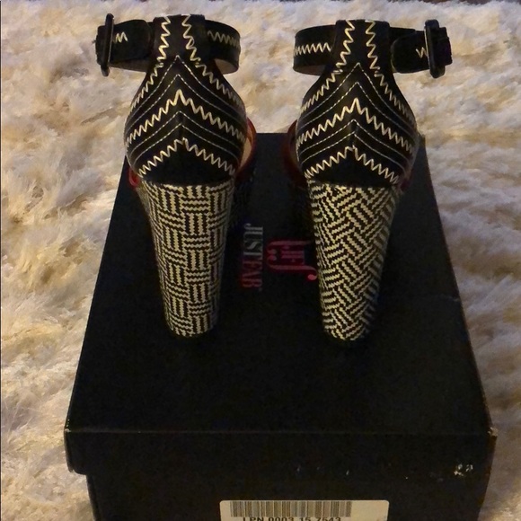 Sexy “Just Fab” Wedges (brand new)! - Picture 3 of 4